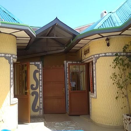 Gloria Motel Cyangugu Екстериор снимка